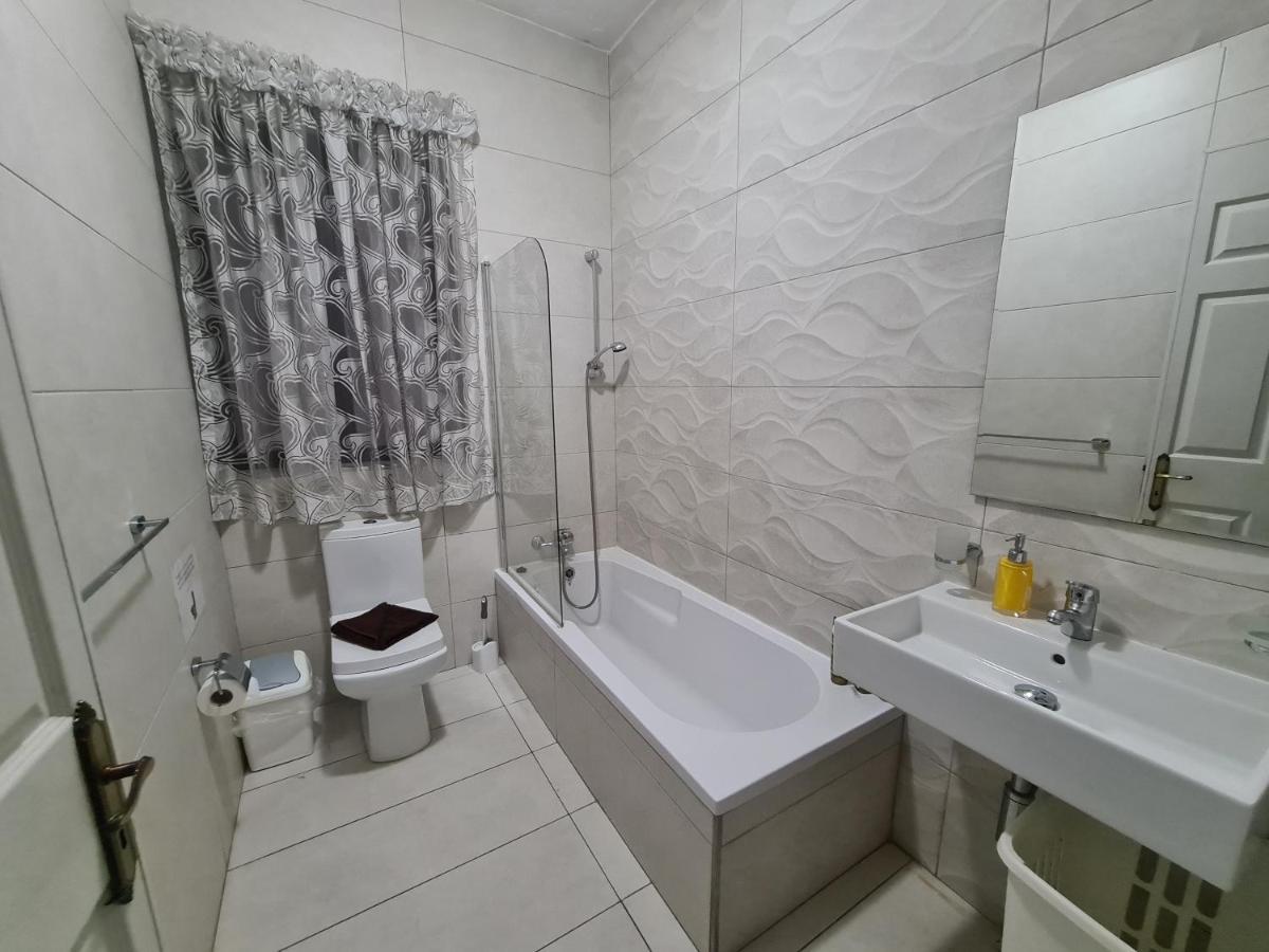 Spacious Seafront Apt Next To Sliema-Valeta Ferry Bagian luar foto