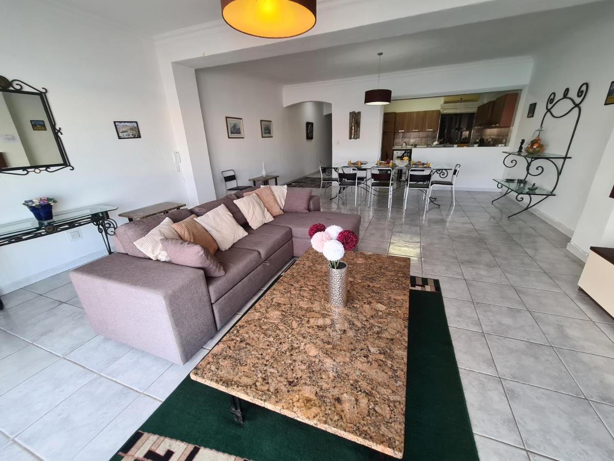 Spacious Seafront Apt Next To Sliema-Valeta Ferry Bagian luar foto