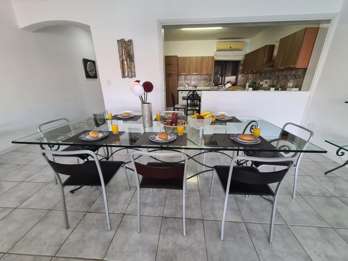 Spacious Seafront Apt Next To Sliema-Valeta Ferry Bagian luar foto